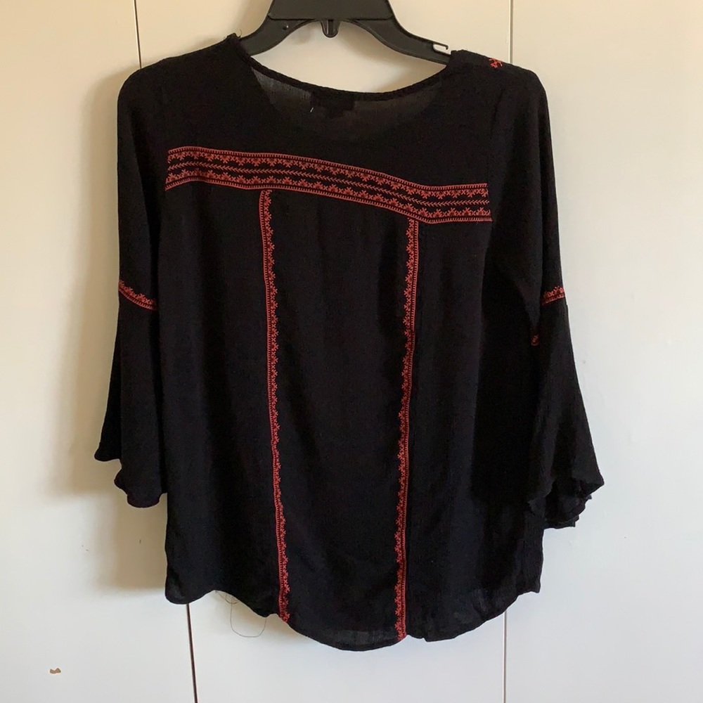 Hippie flare-sleeve blouse